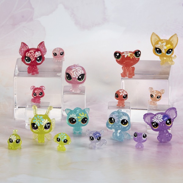 Набор игровой из серии Littlest Pet Shop - Букетный набор петов, 16 фигурок  